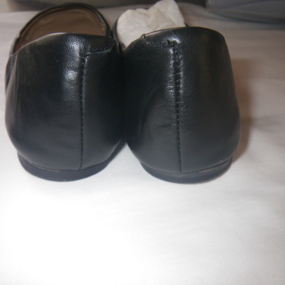 WORN ONCE - Arturo Chiang Flats - Picture 5 of 7